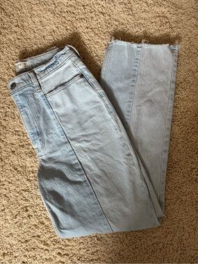 Abercrombie & Fitch | The 90’s Straight Ultra Hi-Rise | Curve Love | Size 29